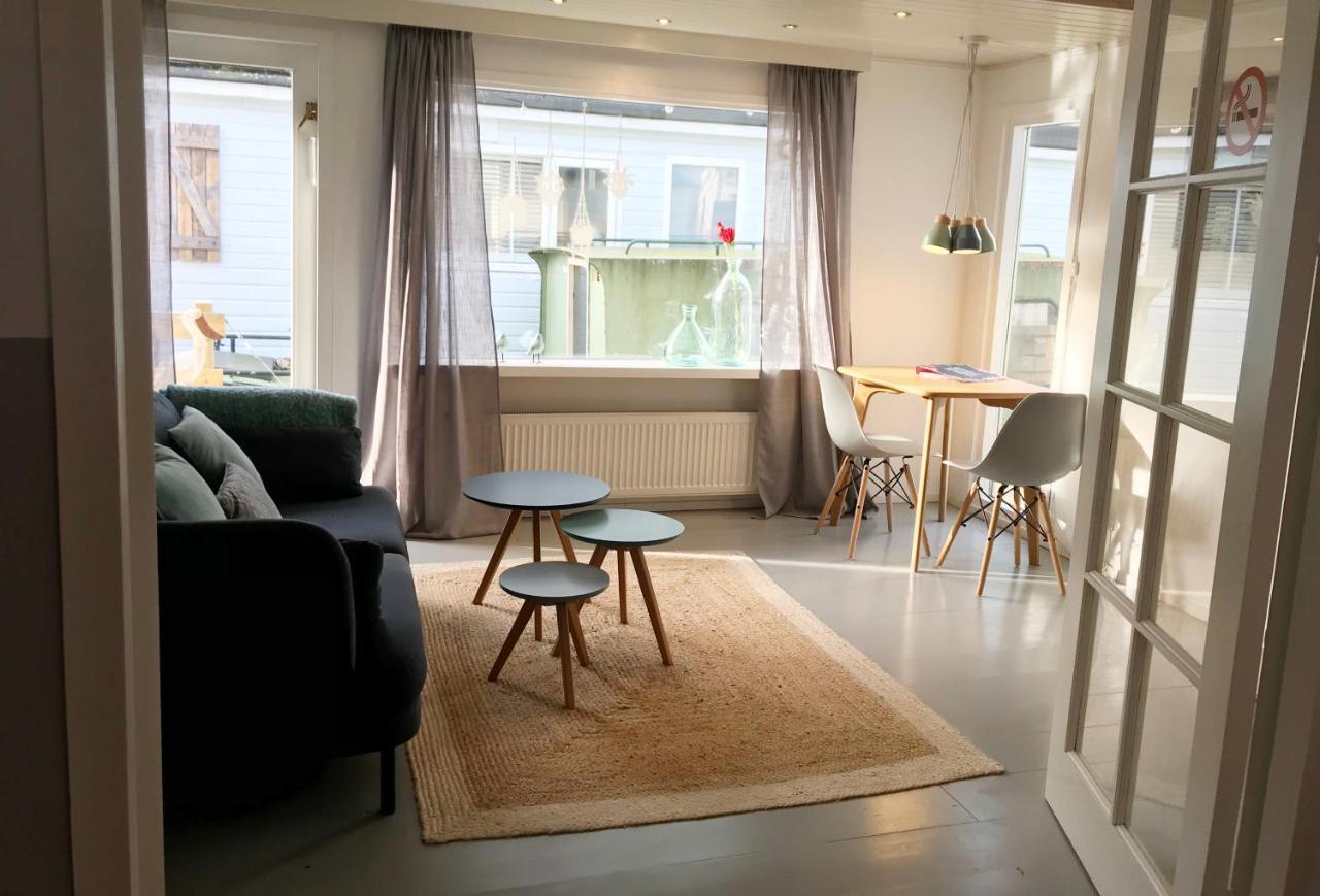 Houseboat Apartment With Water Terrace, Free Parking, Free Bikes & Fast Wifi 阿姆斯特丹 外观 照片