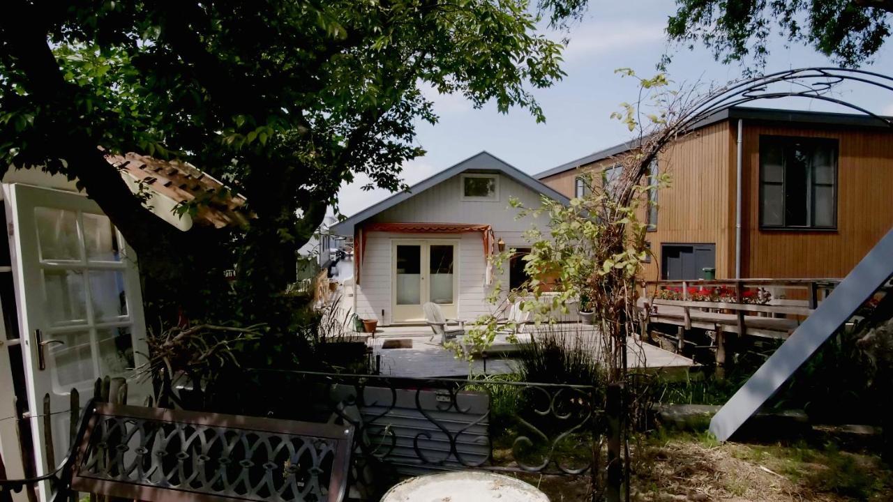 Houseboat Apartment With Water Terrace, Free Parking, Free Bikes & Fast Wifi 阿姆斯特丹 外观 照片