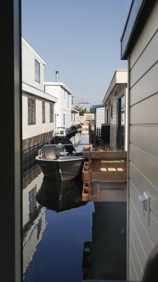 Houseboat Apartment With Water Terrace, Free Parking, Free Bikes & Fast Wifi 阿姆斯特丹 外观 照片