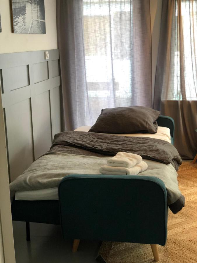 Houseboat Apartment With Water Terrace, Free Parking, Free Bikes & Fast Wifi 阿姆斯特丹 外观 照片